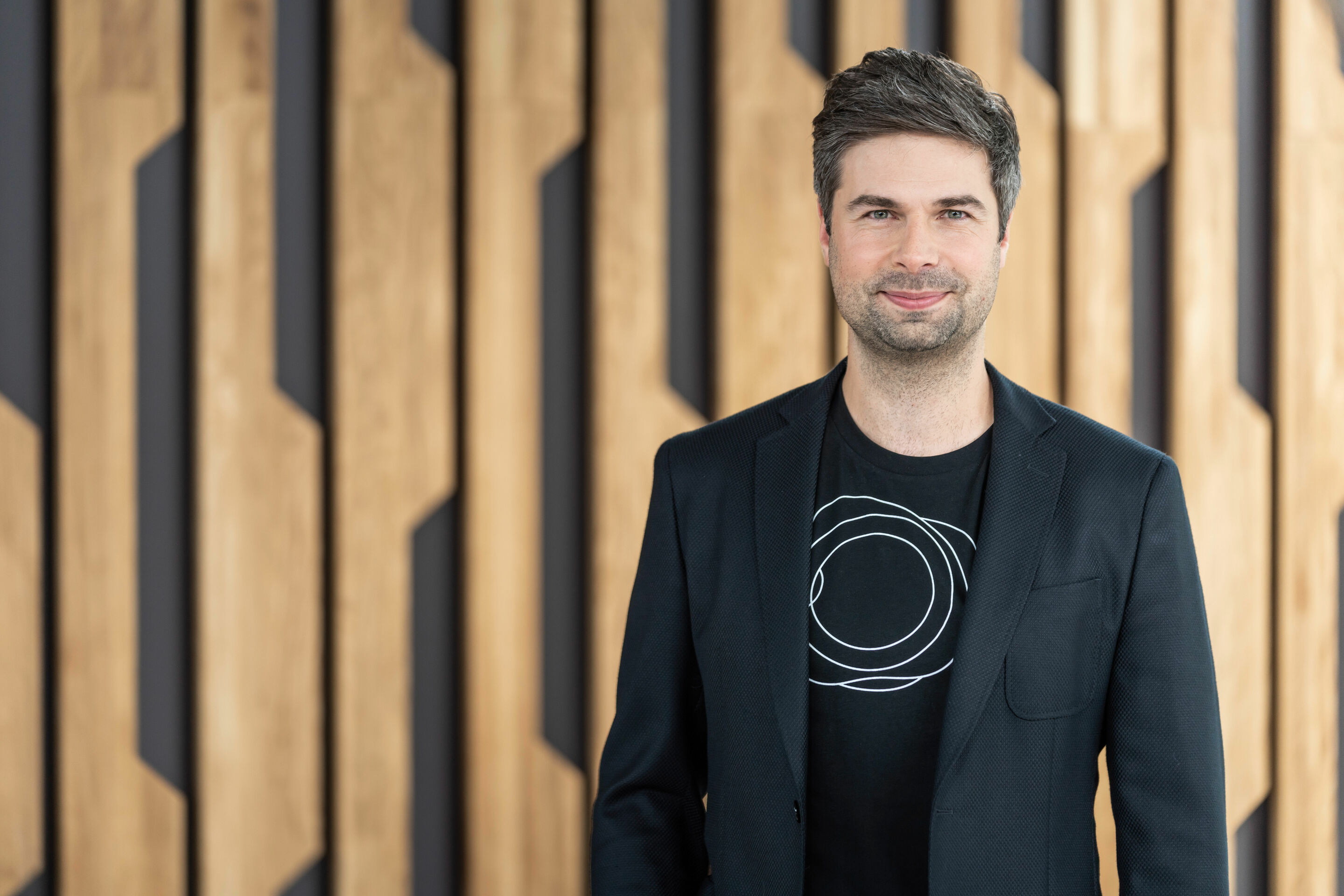 Virtual reality entertainment holoride on the road to series maturity