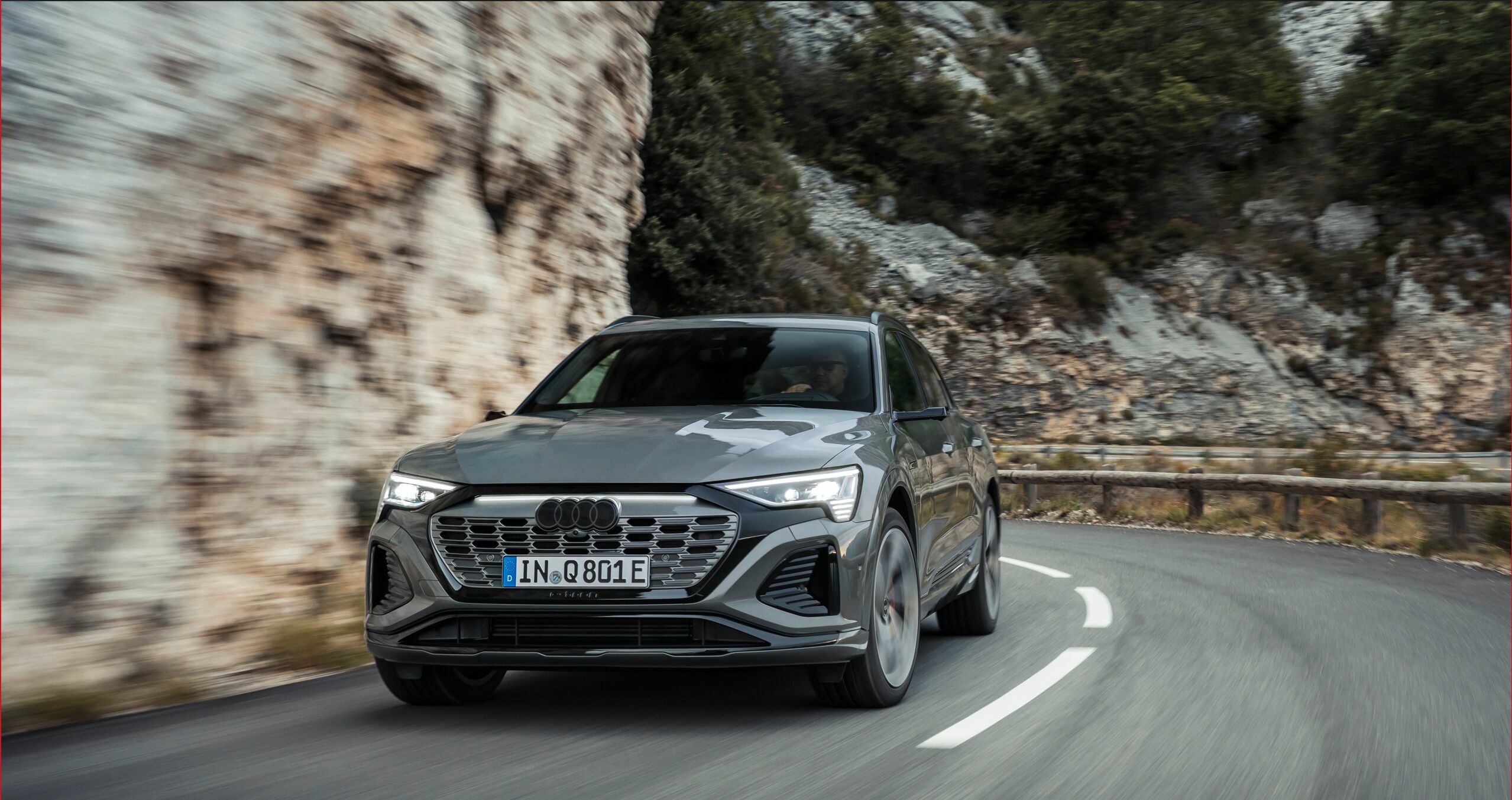 Audi Q8 55 e-tron quattro